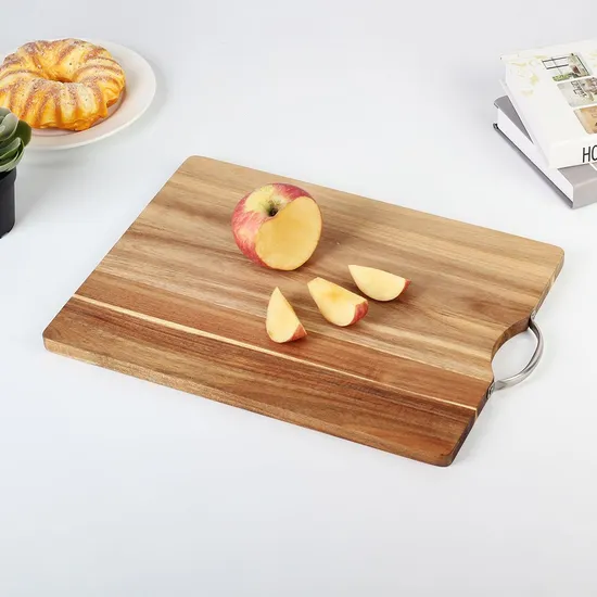 Tabla de cortar de madera de acacia para verduras con mango de metal