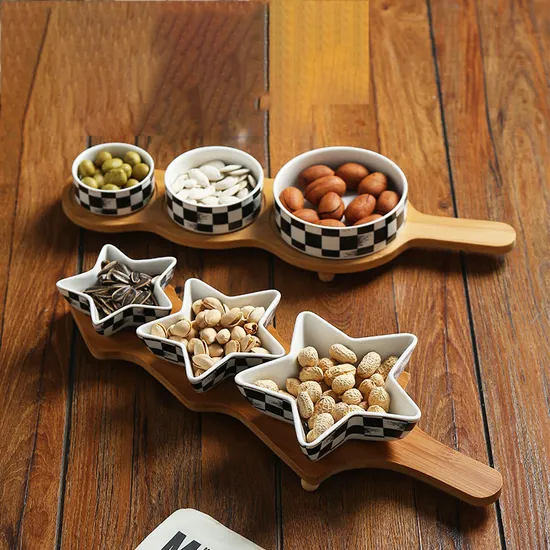 Platos de cerámica divididos en forma de estrella con bandeja de bambú para salsa/bocadillo/aperitivo