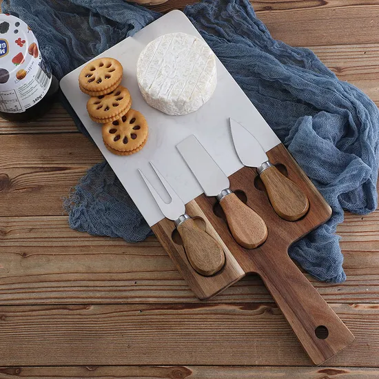 Tabla de servir de madera de mármol y acacia con juego de cuchillos para queso y mango