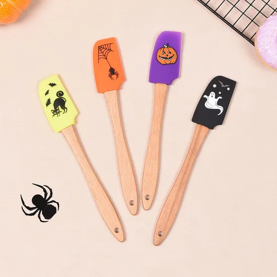 El estilo al por mayor de Halloween imprimió la espátula de la hornada de la torta y de la crema del silicón con la manija de madera