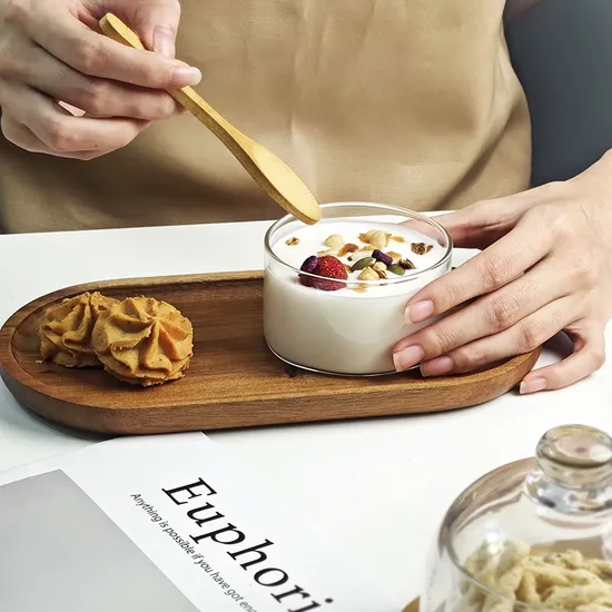 Bandeja de madera de acacia con cuenco de cristal para postres, pudin y snacks