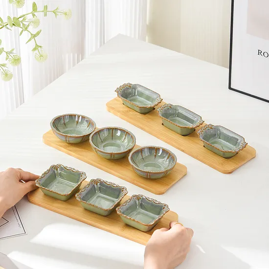 Juego de 4 cuencos de cerámica para condimentos con bandeja de bambú para servir sushi y salsa