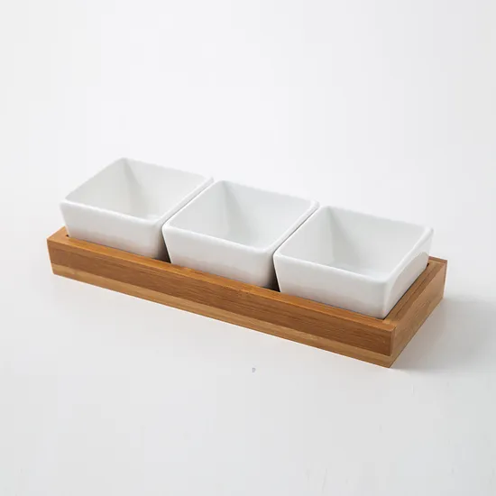 Bandeja para servir de bambú rectangular dividida con 3 platos de cerámica para merienda/salsa
