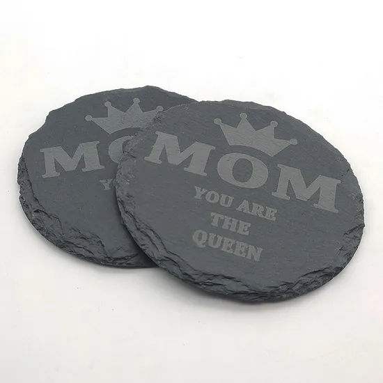 Posavasos de pizarra negros de forma redonda grabados personalizados con soporte de metal