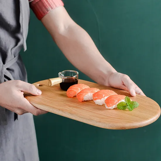 Tablero de servicio de sushi de charcutería de queso de bocadillo de madera de roble de forma ovalada con orificio para colgar
