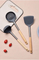 Utensilios de cocina a prueba de calor del silicón de la categoría alimenticia que fríen la pala de cocinar con la manija de madera