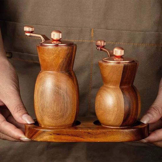 Jarrón molinillo de sal y pimienta de madera de acacia con manivela y bandeja