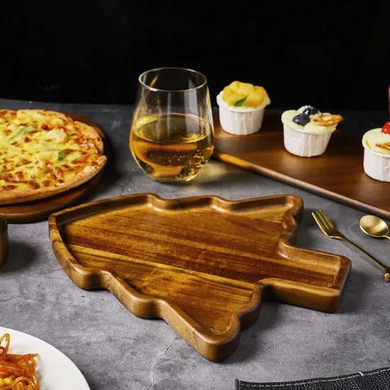 Bandeja festiva para servir árbol de Navidad de madera de acacia para picnics