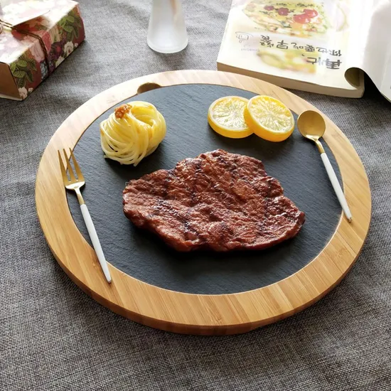 Juego de cuchillos y tabla de quesos redonda de bambú y pizarra