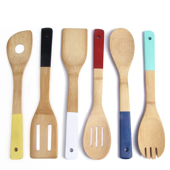 Juego de utensilios de cocina de bambú coloridos al por mayor para regalo de Navidad