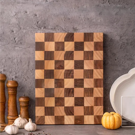 Tabla de cortar de madera gruesa grande, bloque de carnicero con patrón de tablero de ajedrez