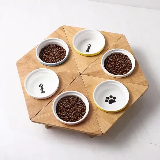 Cuenco de cerámica antiderrame del alimento para animales con el soporte de bambú para los perros y los gatos