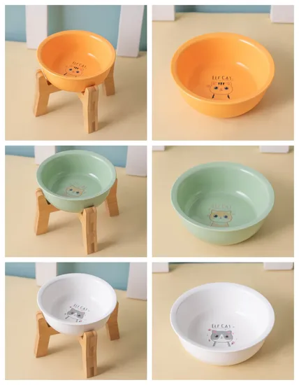 Nórdico - cuenco de cerámica del snack del animal doméstico del estilo con el alto - pie de madera para el perro y el gato