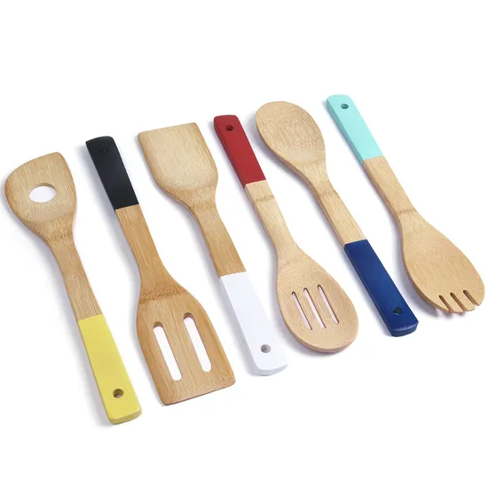 Juego de utensilios de cocina de bambú coloridos al por mayor para regalo de Navidad
