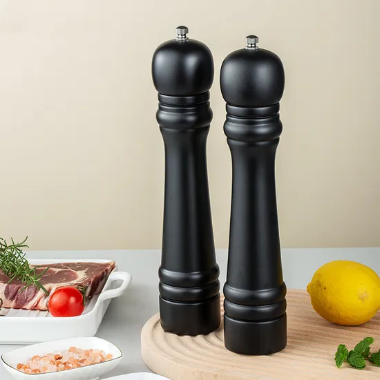 Molinillo de pimienta manual con pintura al horno de PU y núcleo de molienda de cerámica