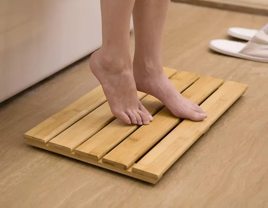 Alfombra de ducha de bambú náutico