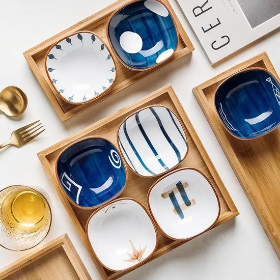 Juego de platos de postre y refrigerios de cerámica elegante con bandeja de madera para servir