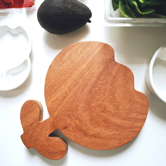 Fabricación de tabla de cortar de madera de ébano con forma de flor, tabla de servir con mango