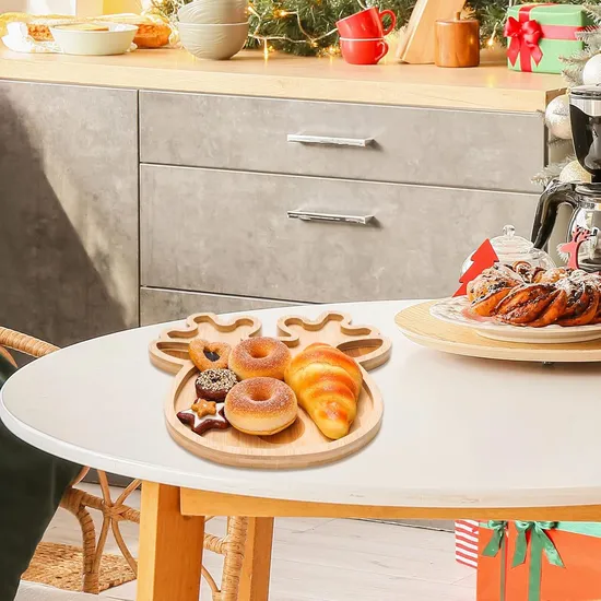 2 bandejas navideñas de bambú con forma de reno para servir queso, aperitivos y embutidos en la fiesta de Navidad