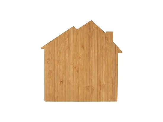 Tabla de cortar de bambú con forma de casa para una presentación elegante de los alimentos