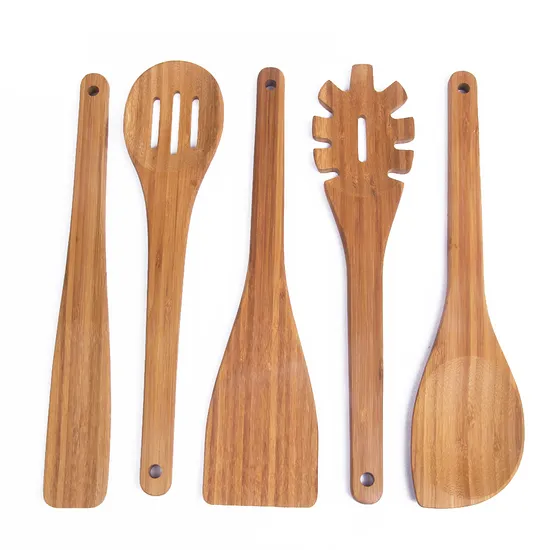 Juego de 5 utensilios de cocina de bambú de alta calidad.