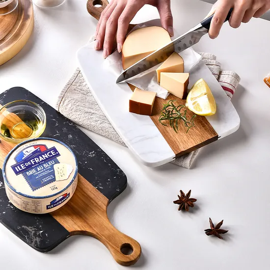 Tablero de madera al por mayor de la porción del tablero del queso del mármol de la forma de la paleta con la manija