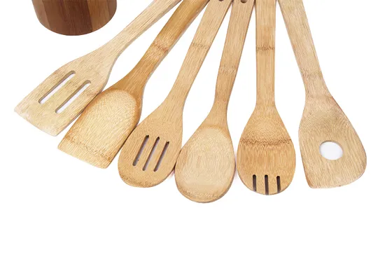 Home Basics Juego de utensilios de cocina de bambú con soporte