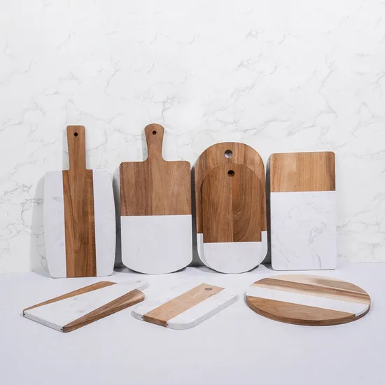 Tabla de quesos de madera natural y mármol con asa y orificio para colgar