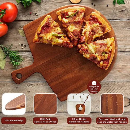 Tabla de cortar de madera para servir pizza con forma de paleta